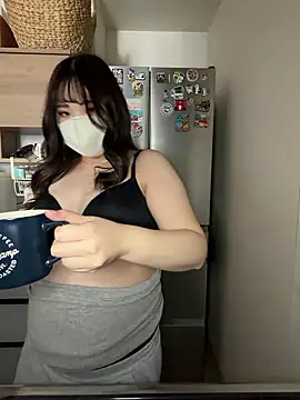 kitty 1019a online show from March 2026 05:46:02 AM