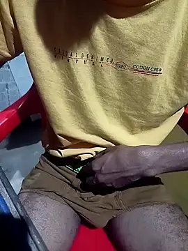 Snapshot of rajesh05s chatting on February 2026 06:11:02 AM rajesh05s online show from February 2026 06:11:02 AM