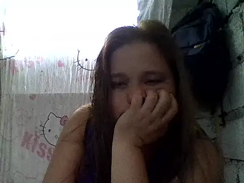 Snapshot of sweetlyn31 chatting on May 2026 10:37:01 PM sweetlyn31 online show from May 2026 10:37:01 PM