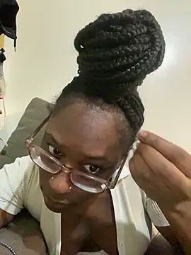 Sinfulwaterfalls online show from April 2026 11:48:01 PM