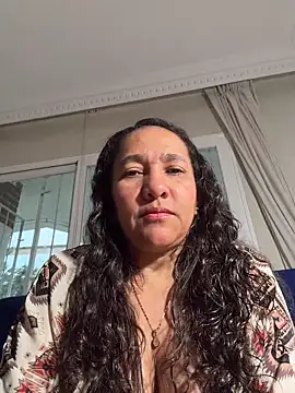 CrystalIvy online show from April 2026 06:44:02 PM