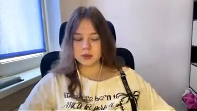 TomikoPfau online show from March 2026 08:09:01 AM