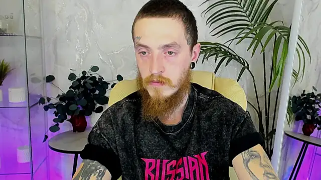 Snapshot of RockyLeen chatting on February 2026 06:19:01 PM RockyLeen online show from February 2026 06:19:01 PM