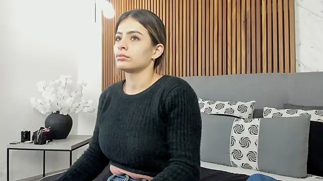 Snapshot of Amara_Velvet_ chatting on June 2026 05:08:01 PM Amara Velvet online show from June 2026 05:08:01 PM