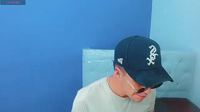 Snapshot of masterboyx chatting on February 2026 03:20:01 PM masterboyx online show from February 2026 03:20:01 PM