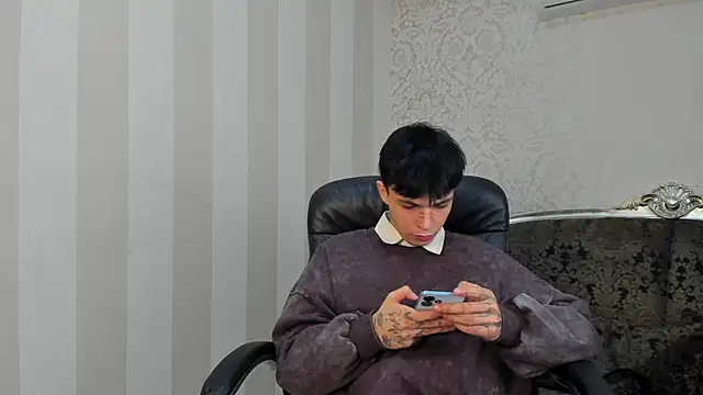 ClarkBev online show from February 2026 09:02:01 PM