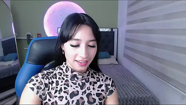 Snapshot of ivvoncute chatting on May 2026 01:32:02 AM ivvoncute online show from May 2026 01:32:02 AM