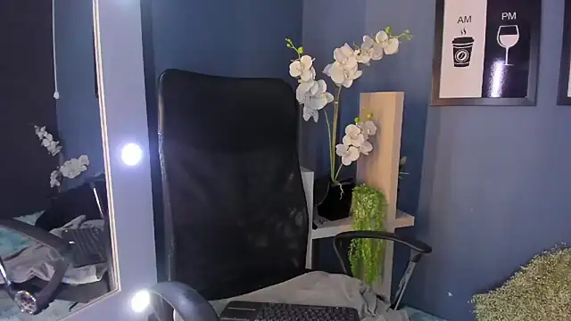 EmiilyRousee online show from April 2026 03:22:01 AM