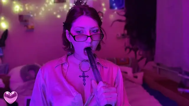 VelvetLiquorrr online show from February 2026 02:54:01 AM