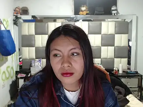 Snapshot of dulcecandy1919 chatting on February 2026 05:15:01 AM dulcecandy1919 online show from February 2026 05:15:01 AM