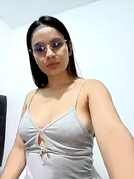 Snapshot of Samantha_Castro_ chatting on February 2026 02:32:02 AM Samantha Castro online show from February 2026 02:32:02 AM