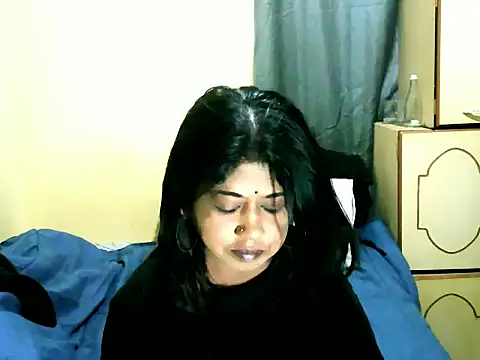 Snapshot of IndianPleasures21 chatting on May 2026 07:04:01 AM IndianPleasures21 online show from May 2026 07:04:01 AM
