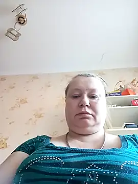 Snapshot of KiraStanton chatting on April 2026 05:33:02 AM KiraStanton online show from April 2026 05:33:02 AM