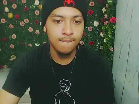 Snapshot of dylans_brown chatting on February 2026 01:45:01 PM dylans brown online show from February 2026 01:45:01 PM