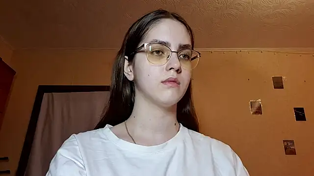 Katelemon online show from April 2026 07:28:02 AM