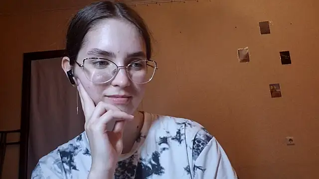 Snapshot of Katelemon chatting on May 2026 02:34:01 PM Katelemon online show from May 2026 02:34:01 PM