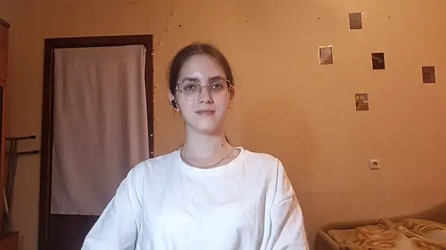 Snapshot of Katelemon chatting on July 2026 03:03:02 PM Katelemon online show from July 2026 03:03:02 PM