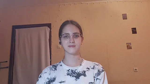 Snapshot of Katelemon chatting on July 2026 09:38:01 AM Katelemon online show from July 2026 09:38:01 AM
