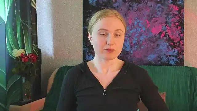 Snapshot of Lanavi_Smile chatting on July 2026 06:28:01 AM Lanavi Smile online show from July 2026 06:28:01 AM