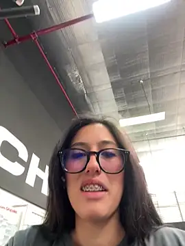 susi chimm online show from March 2026 02:02:02 PM