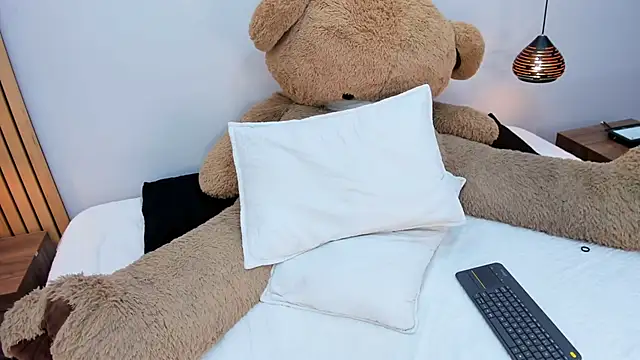 SusiMendez online show from March 2026 02:04:02 AM