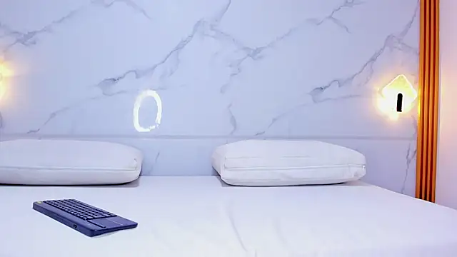 melanie harl online show from February 2026 08:32:02 PM