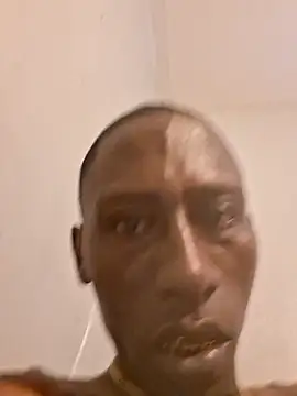 QUEENBSLIMG99 online show from April 2026 11:16:02 PM