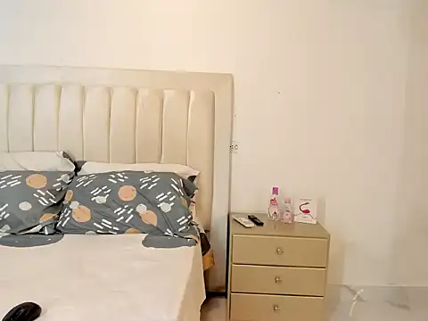 Scarlet luna1 online show from February 2026 02:12:02 AM