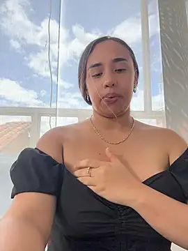 Eyssha online show from March 2026 04:12:02 PM