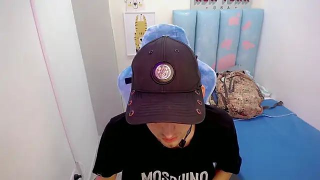 Houston bby  online show from February 2026 08:42:02 PM