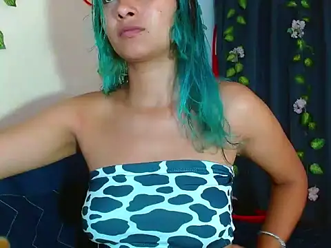 Snapshot of powderblu69 chatting on May 2026 12:50:01 AM powderblu69 online show from May 2026 12:50:01 AM
