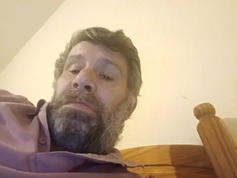 Snapshot of stud2512 chatting on February 2026 11:25:02 PM stud2512 online show from February 2026 11:25:02 PM