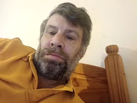 Snapshot of stud2512 chatting on February 2026 01:45:02 PM stud2512 online show from February 2026 01:45:02 PM