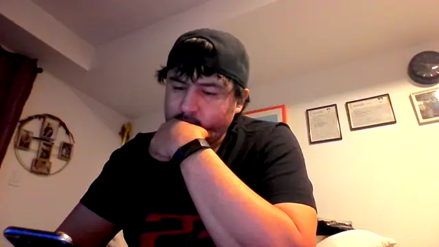 Bouncywarrior online show from February 2026 03:17:01 AM