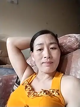Snapshot of lris-Beauty77 chatting on April 2026 03:15:02 PM lris-Beauty77 online show from April 2026 03:15:02 PM