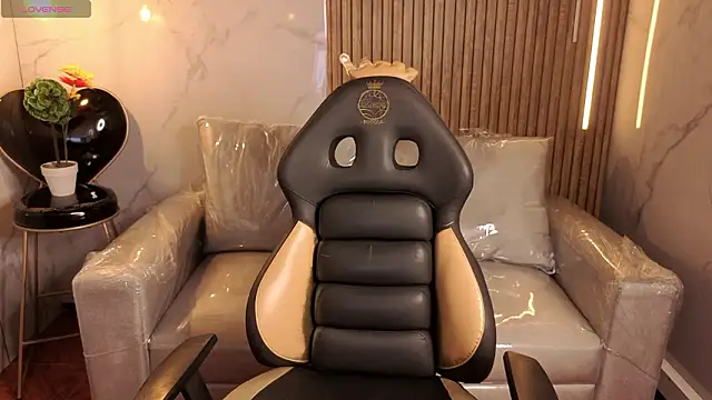 Wendy 1  online show from March 2026 03:32:01 AM