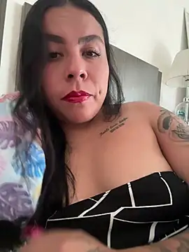 JudQuinOlve20 online show from February 2026 08:51:01 PM