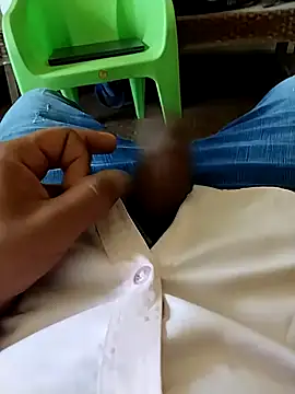 Snapshot of blackbeauty321 chatting on February 2026 07:30:01 AM blackbeauty321 online show from February 2026 07:30:01 AM