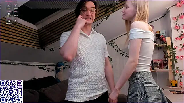 EliteEross online show from April 2026 07:06:02 PM