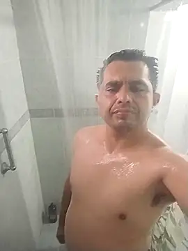 manuel4200 online show from April 2026 05:01:02 PM