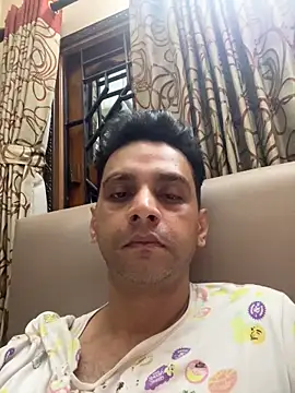 online4u08 online show from April 2026 08:34:02 PM