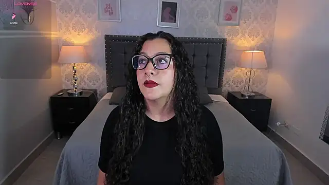 Snapshot of paulys_ chatting on February 2026 11:31:02 AM paulys online show from February 2026 11:31:02 AM