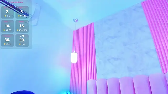 Snapshot of ArianaRougee chatting on July 2026 04:18:01 AM ArianaRougee online show from July 2026 04:18:01 AM
