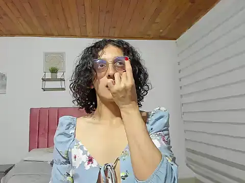 Snapshot of Maverick_angel chatting on June 2026 01:23:02 PM Maverick angel online show from June 2026 01:23:02 PM