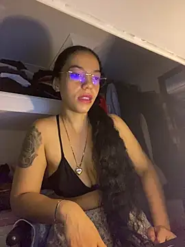 Snapshot of Maluxx333 chatting on July 2026 12:46:02 AM Maluxx333 online show from July 2026 12:46:02 AM