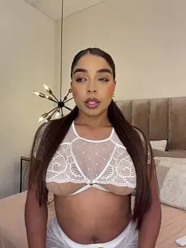 Snapshot of AnnyVega__ chatting on July 2026 10:07:02 PM AnnyVega online show from July 2026 10:07:02 PM