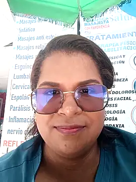 Snapshot of luna_hotxx23 chatting on February 2026 05:43:02 PM luna hotxx23 online show from February 2026 05:43:02 PM