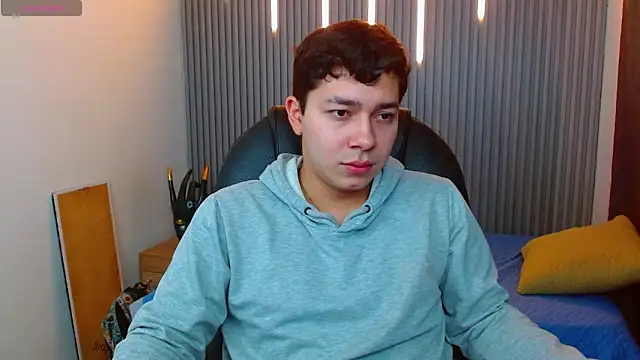 Julian Smith21 online show from March 2026 01:00:01 PM