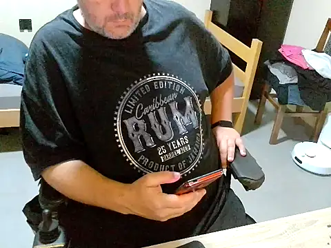 Snapshot of pozitiva000 chatting on June 2026 06:43:02 PM pozitiva000 online show from June 2026 06:43:02 PM