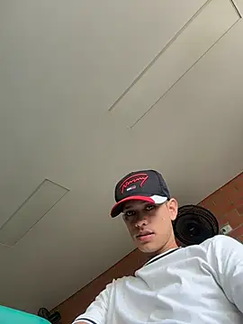 HarryGaze online show from April 2026 04:13:01 PM